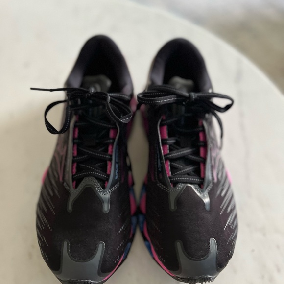Mizuno Wave Prophecy 12 - Size 9 - Picture 7 of 11